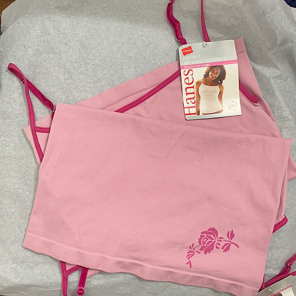 Brand new Hanes seamless cami